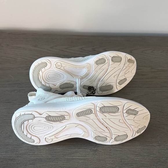 Lululemon white workout training sneakers - Picture 3 of 5